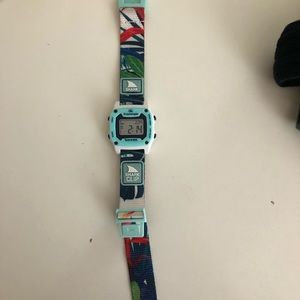 Shark clip watch mini